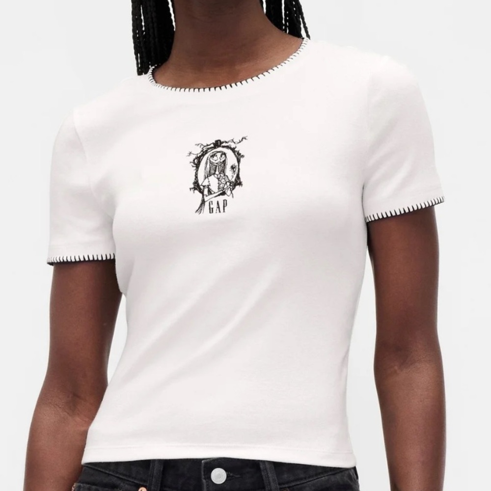 GAP White Tee with Artistic Black Embroidered Sally NBC Graphic